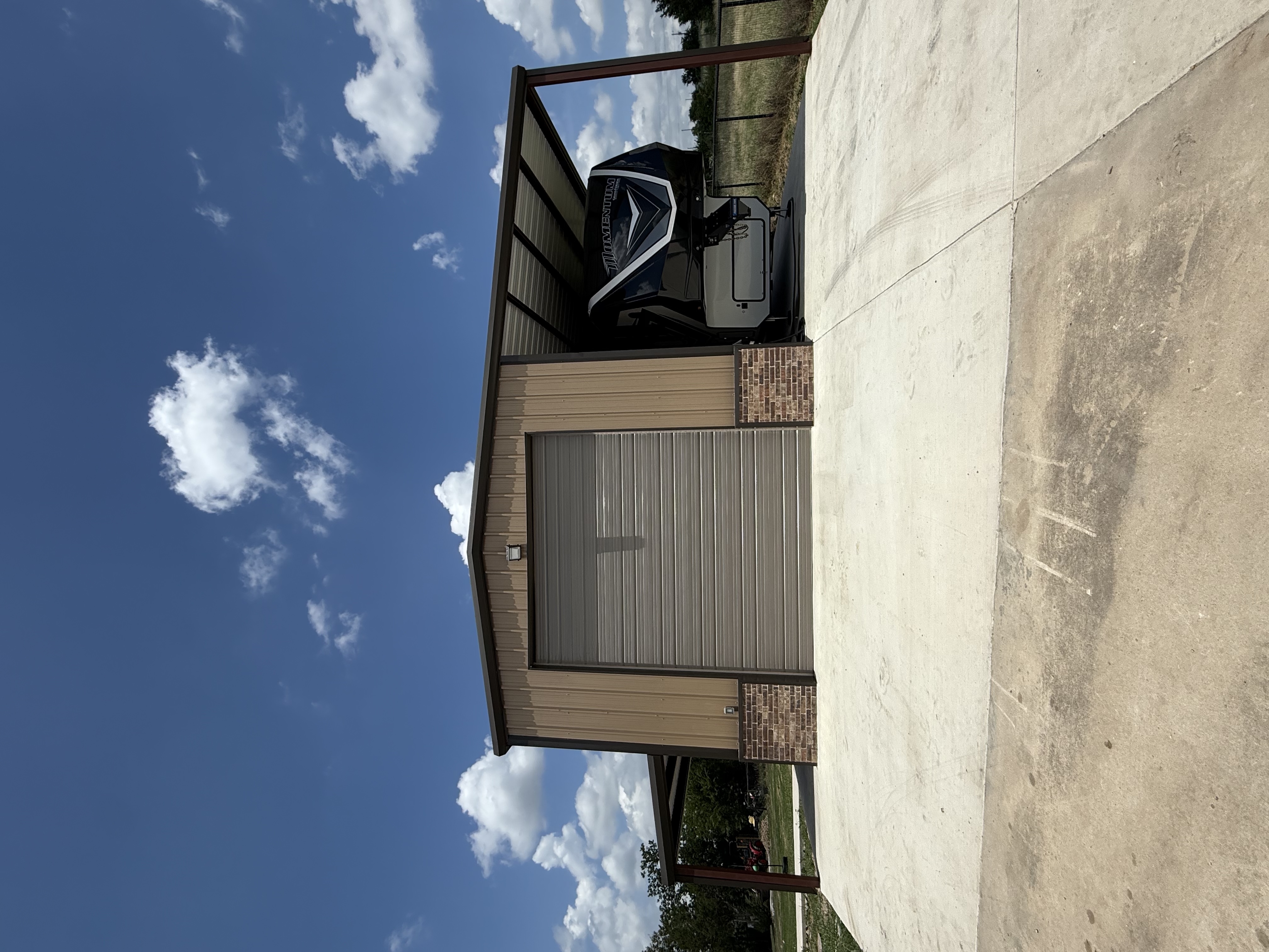 Custom metal building & shop by Jaybird Construction