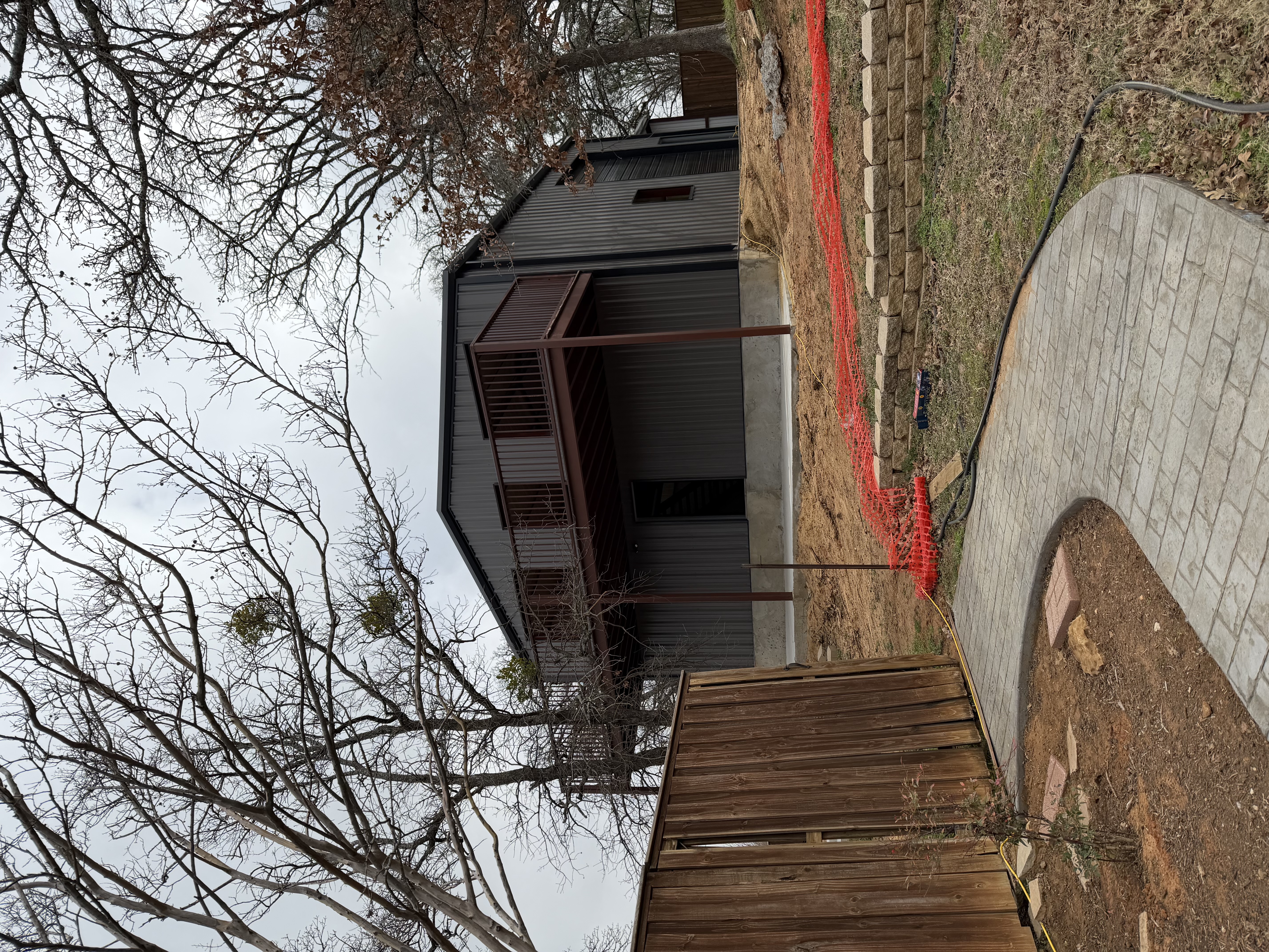 Custom barndominium by Jaybird Construction